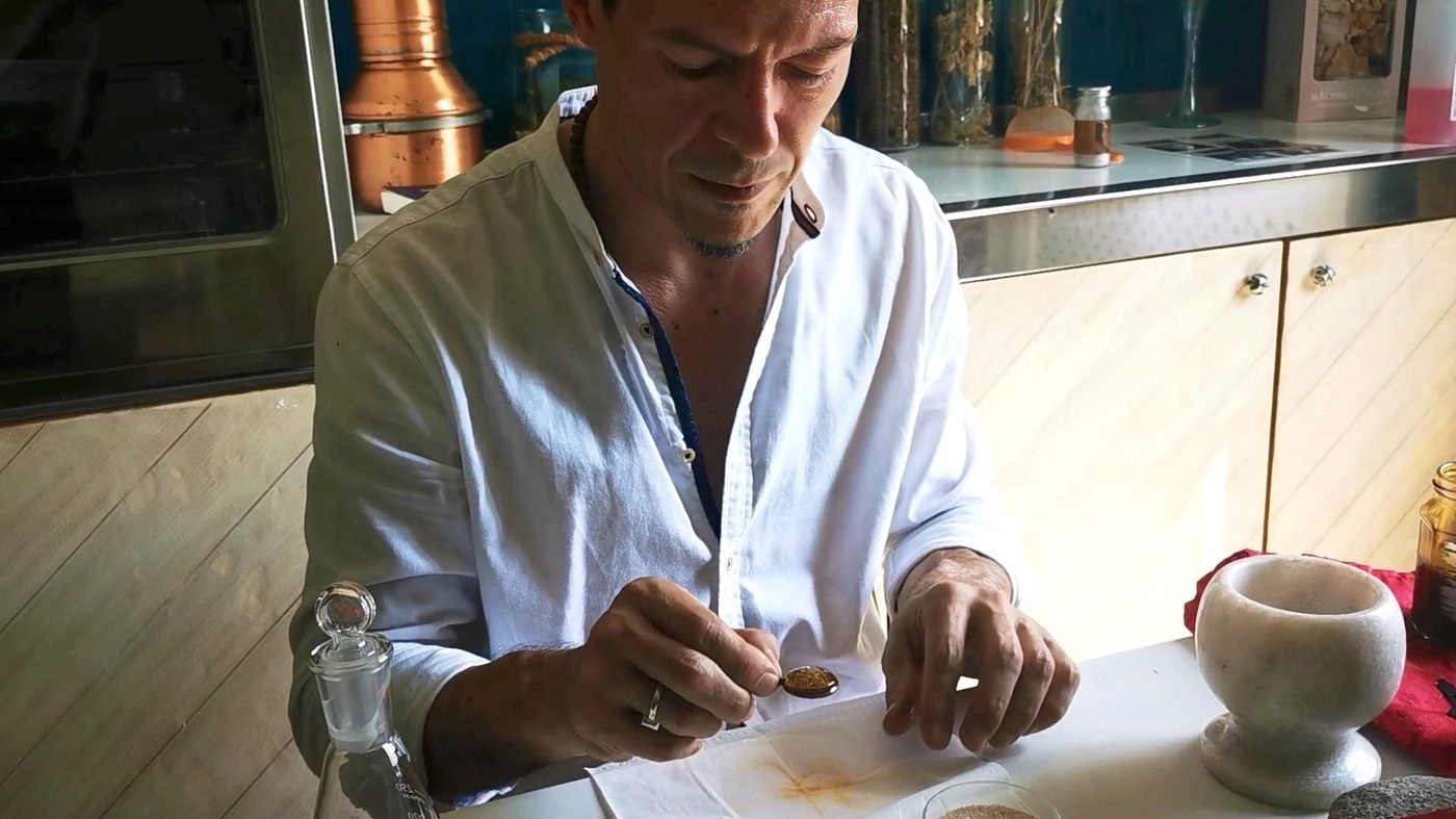 Fabio Pedrotti at work in the atelier
